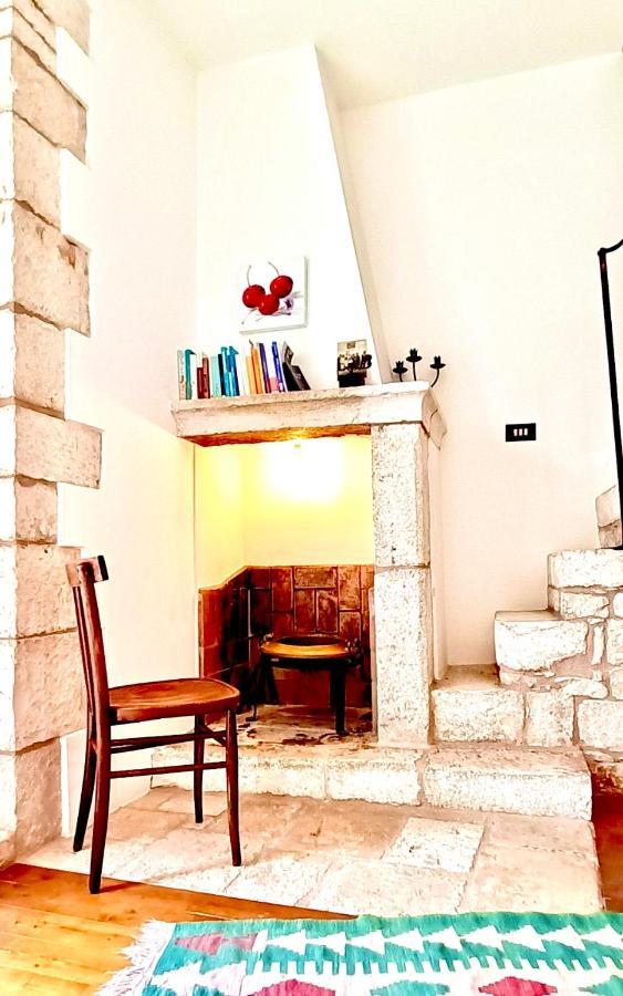 Antiche Mura Apartments "Nel Cuore Della Puglia"Bivani, Cucina, Terrazzo Turi Exterior photo